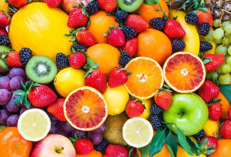 фрукти та ягоди для схуднення